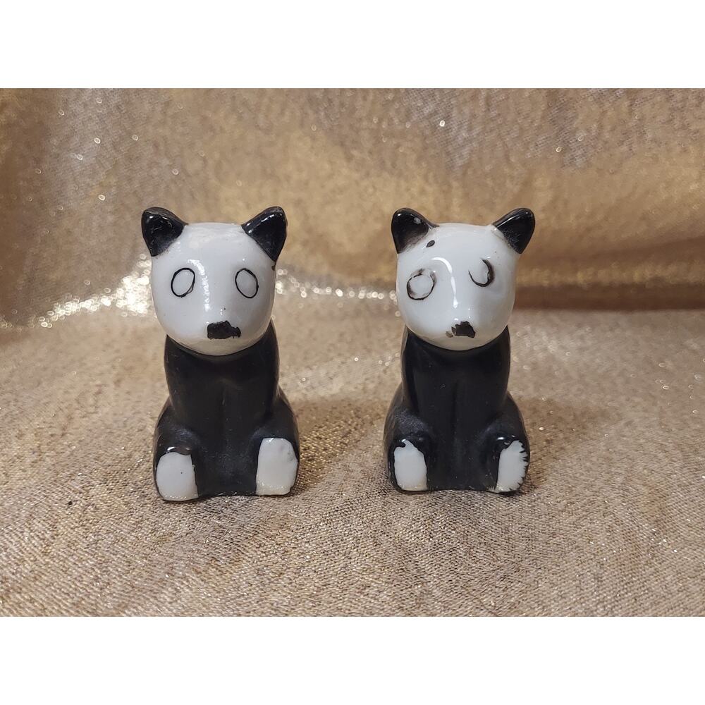 Vintage Ceramic Salt Pepper Shakers MCM Kitschy Kitchen Panda Bears Japan